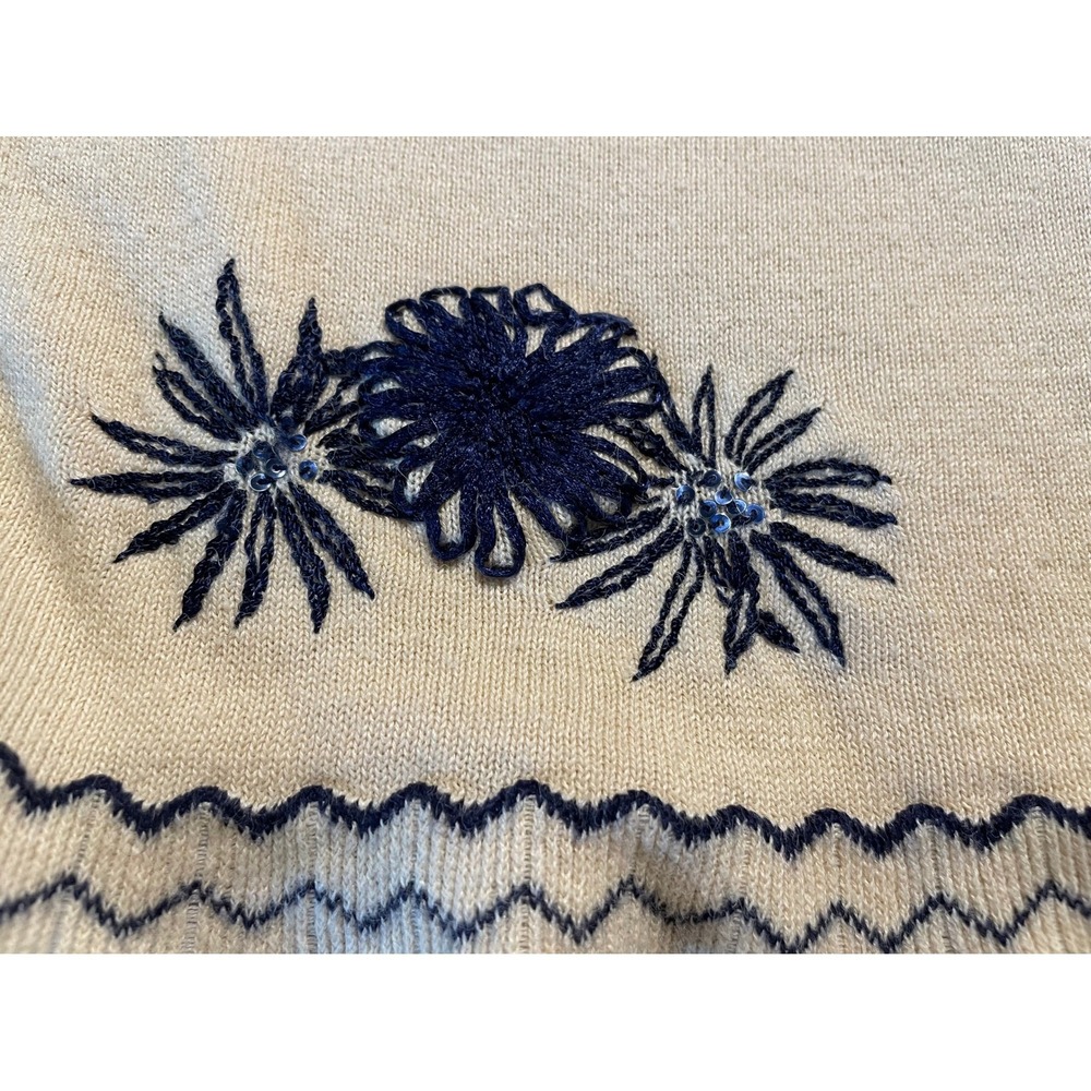 Vintage 90s R&K Originals Cardigan Sweater Size 8 Cream Embroidered Grandmacore - Picture 6 of 9